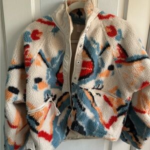 FREE PEOPLE MOVEMENT - Women’s XS Cream + Patterned button up